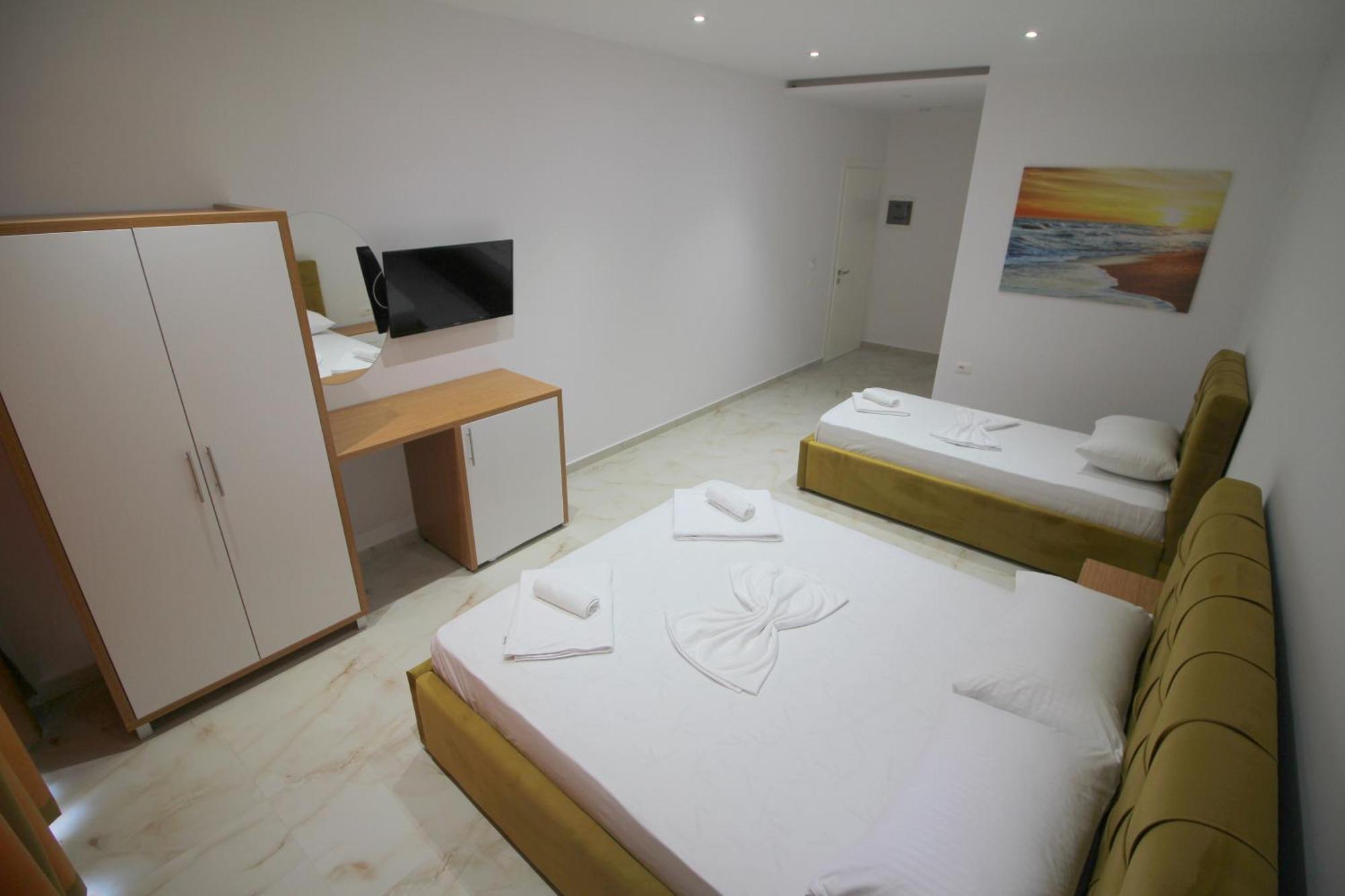 Moonshine Hotel Ksamil Exterior photo
