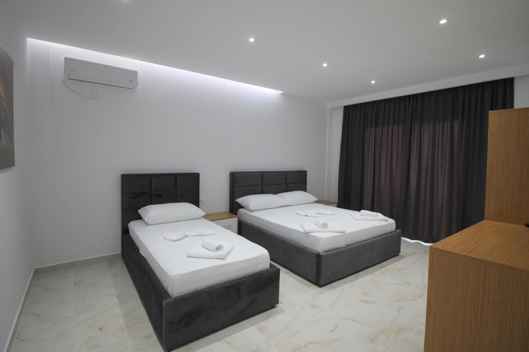 Moonshine Hotel Ksamil Exterior photo