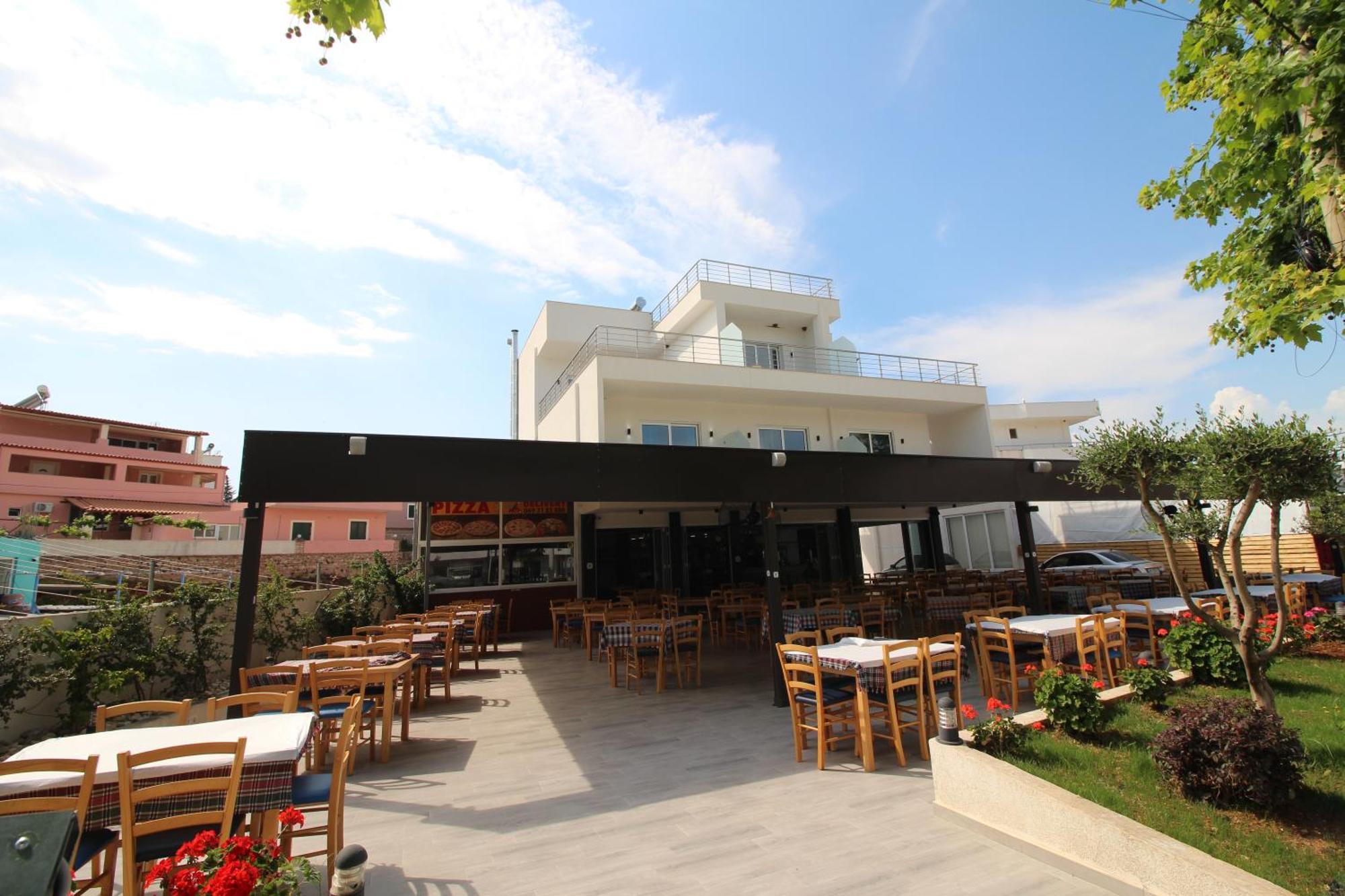 Moonshine Hotel Ksamil Exterior photo